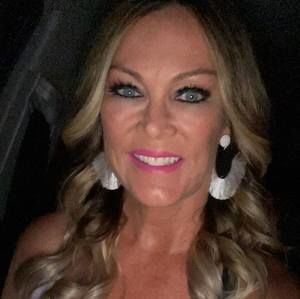 Meet your Posher, Joellen